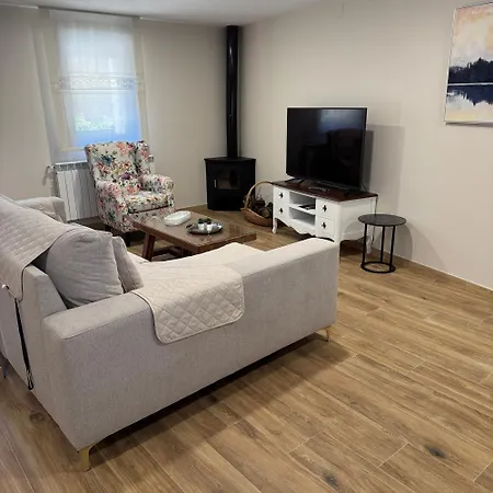 Vivienda De Uso Turistico Castanos * San Roman de Sanabria